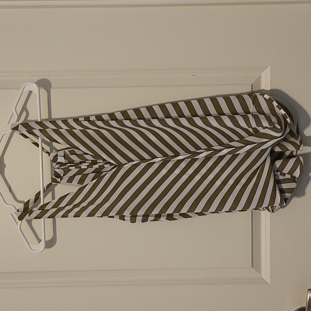 Green stripped tank